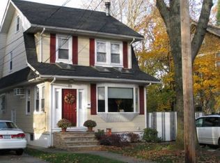 19 Gregg Pl, Staten Island, NY 10301