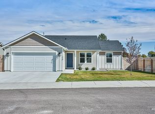 1429 Golden Eagle St, Twin Falls, ID 83301
