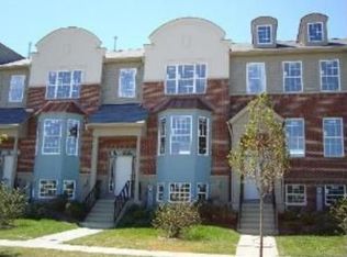 1659 Station Park Dr, Grayslake, IL 60030