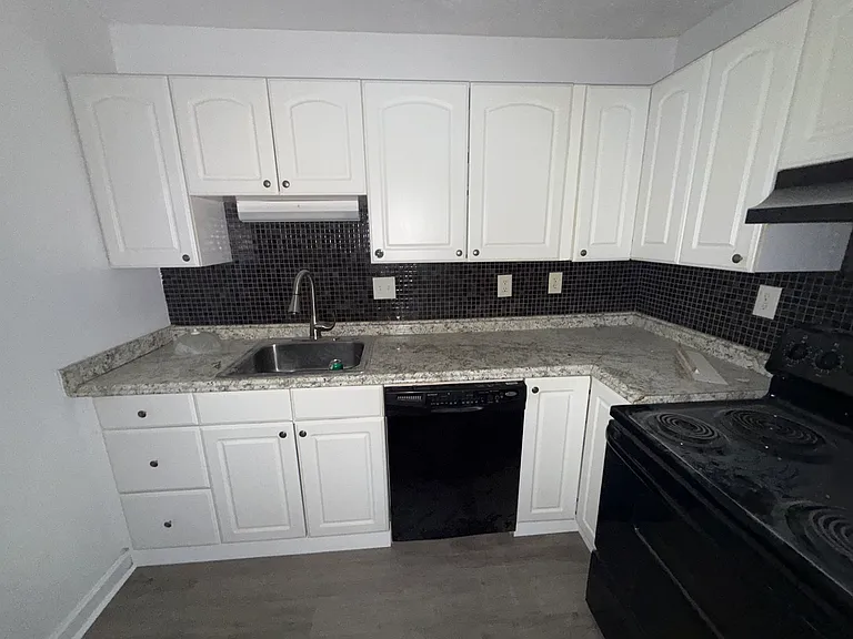 373 Stone Mountain St #A3 — Photo 3