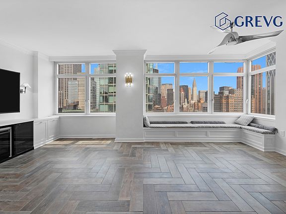 3rd image of 11 E 29th St APT 29C