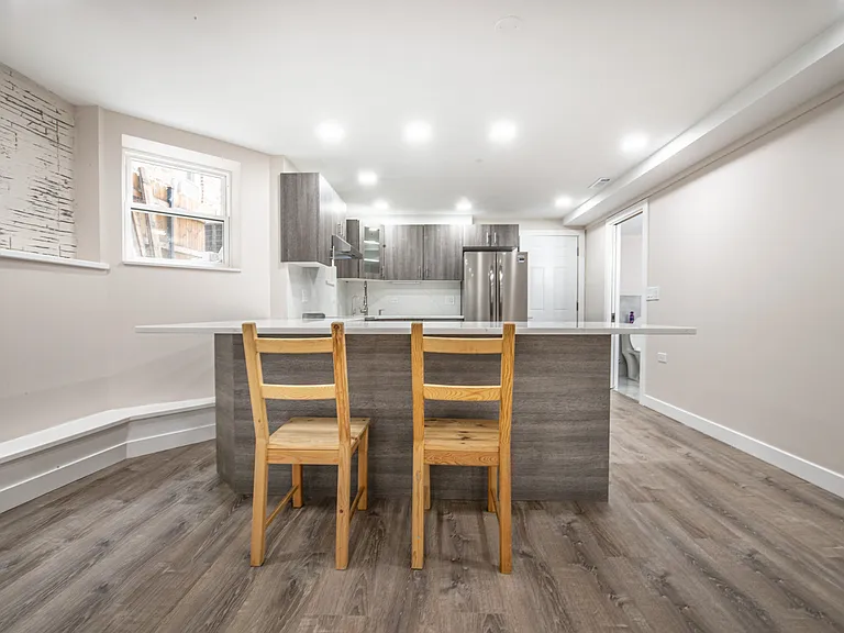 5013 W Montrose Ave #G — Photo 10