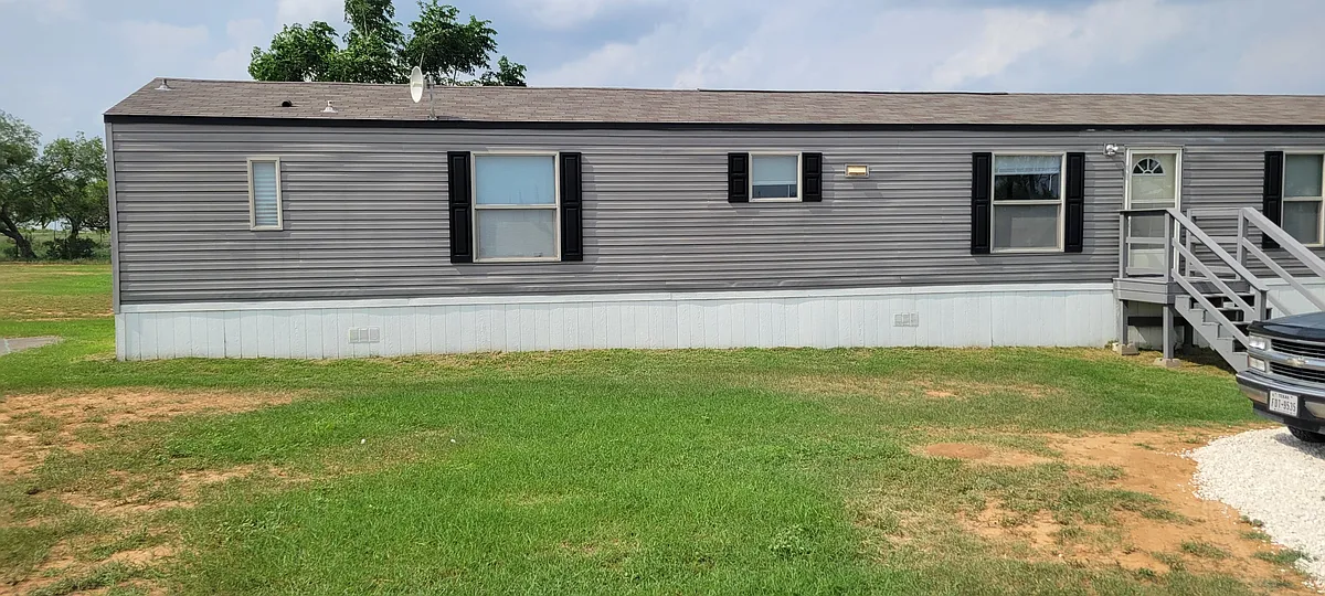 Building Photo - 494 Las Palomas Dr
