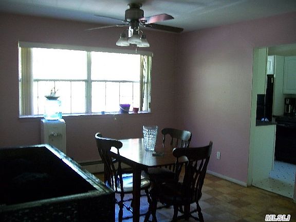 5th image of 201 Towne House Vlg