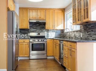 4907 241st St SW, Mountlake Terrace, WA 98043