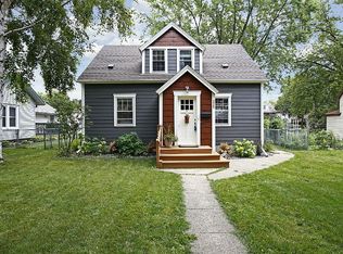 225 8th Ave N, Hopkins, MN 55343