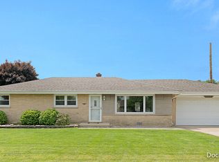 7336 Sholer Ave, Bridgeview, IL 60455