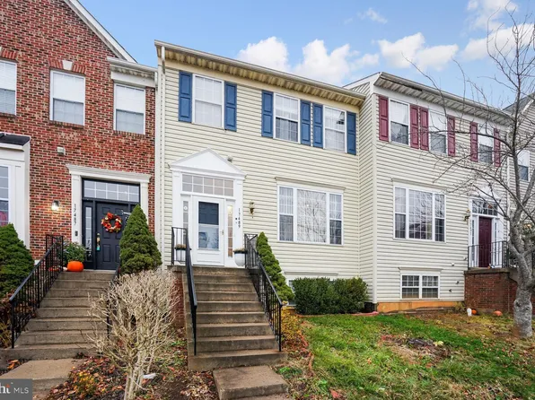 17489 Denali Pl, Dumfries, VA 22025