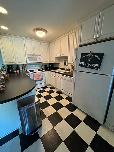 1108 N Milwaukee St #208 Photo 1