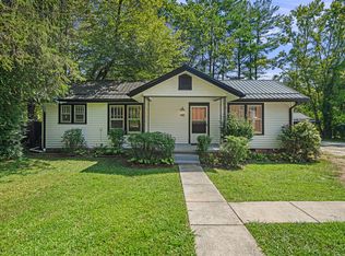 433 S Broad St, Brevard, NC 28712