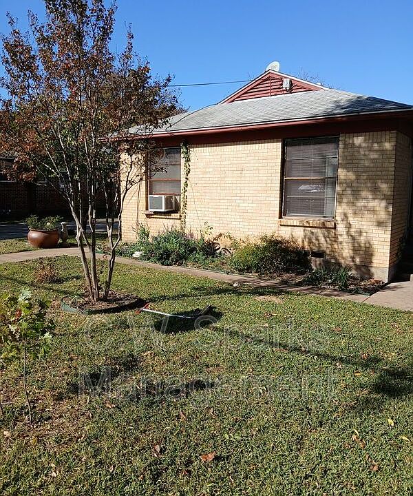 2nd image of 3019 Avon St