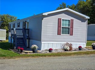307 Persian Ln, Greensburg, PA 15601