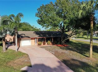 1198 Blossom Dr, Sebastian, FL 32958