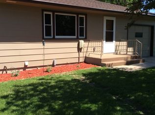 403 S 4th St, Plainview, NE 68769