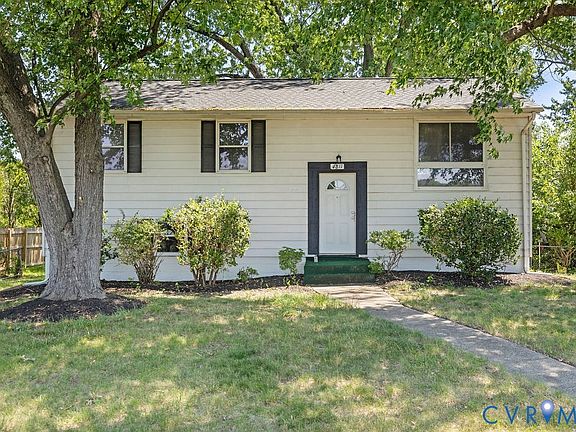 2nd image of 4811 Altair Rd
