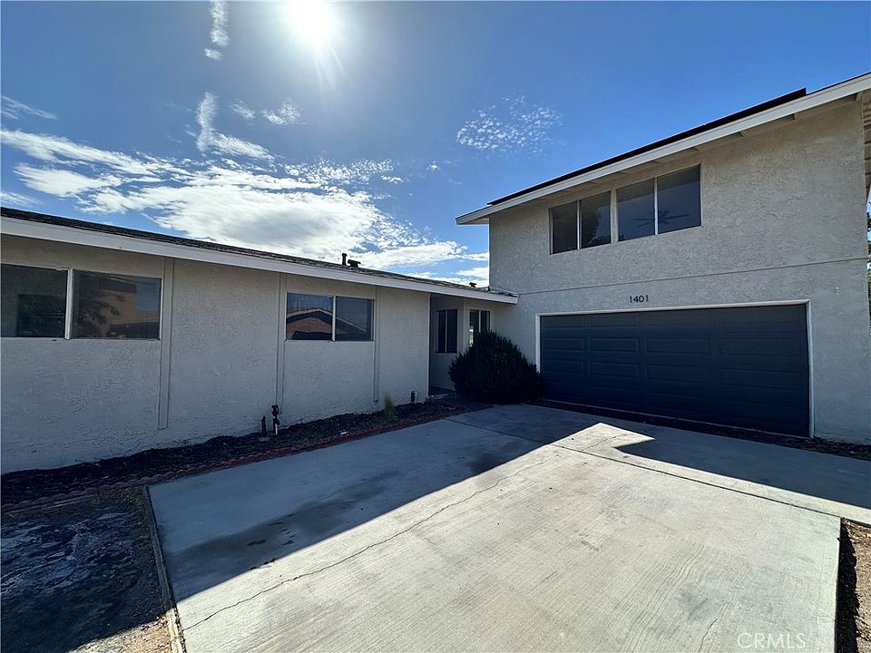 1st image of 1401 De Anza St