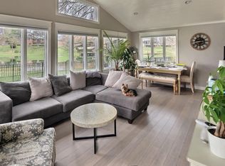 348 Lake Dr, Greenwood, IN 46142