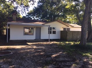 470 Gilmer St, Bridge City, TX 77611