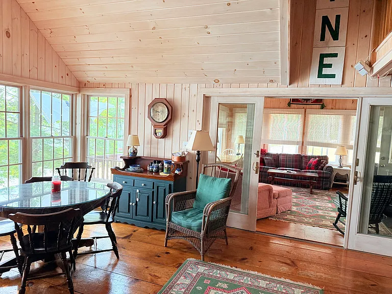 71 Betty Ln — Photo 15