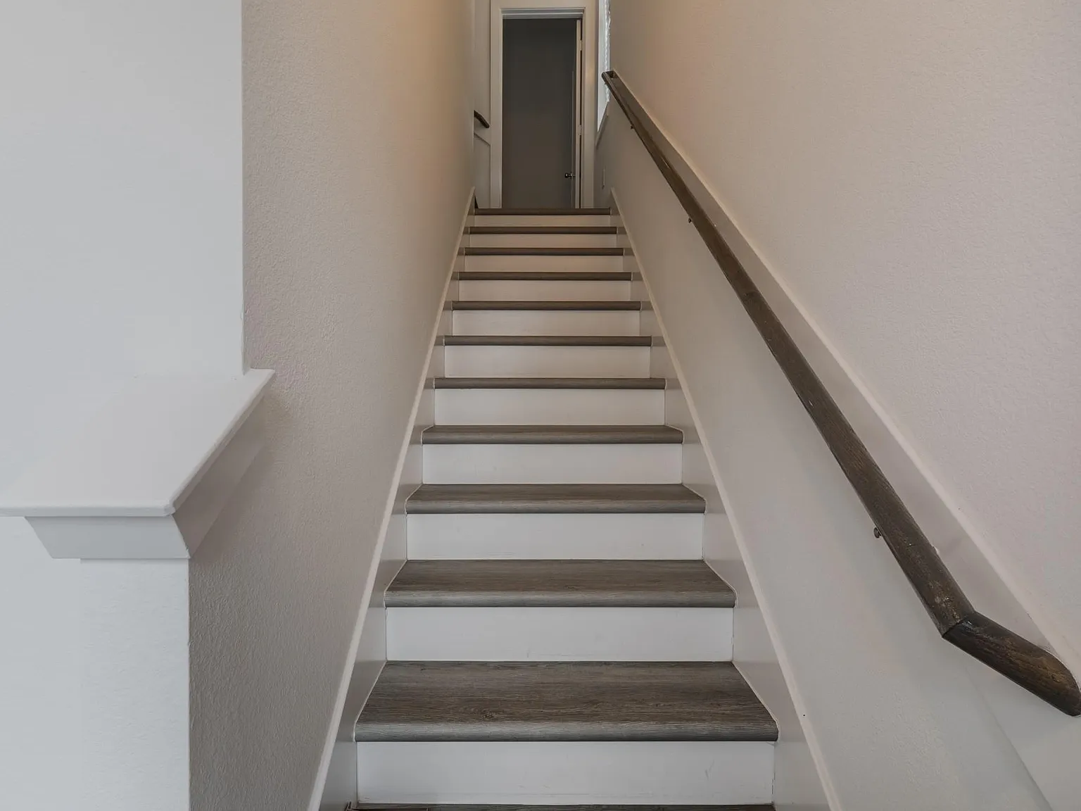 2 bed, 2.5 bath, 1565 sqft, $2,200 — Photo 4