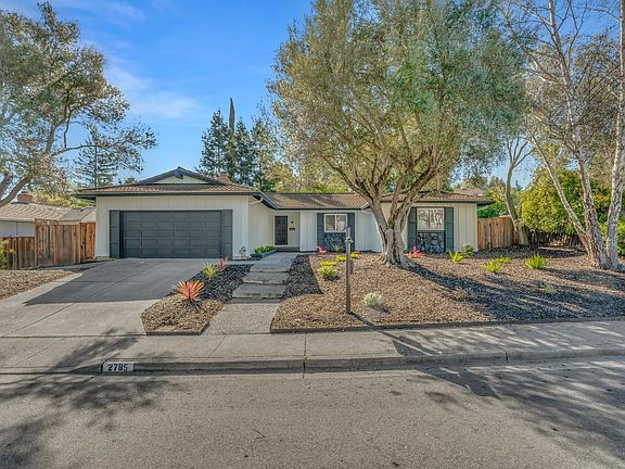 2nd image of 2785 Canyon Creek Drive