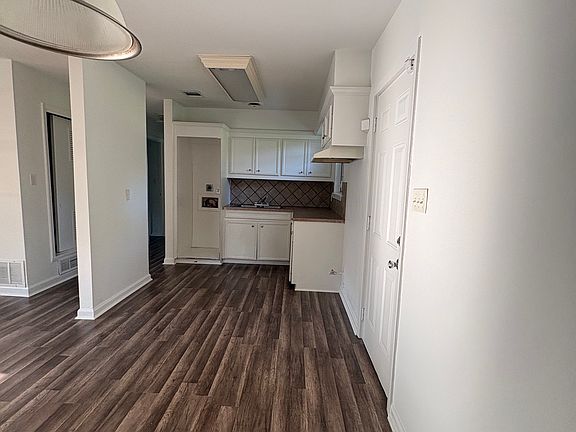 2nd image of 9130 Southwood Dr