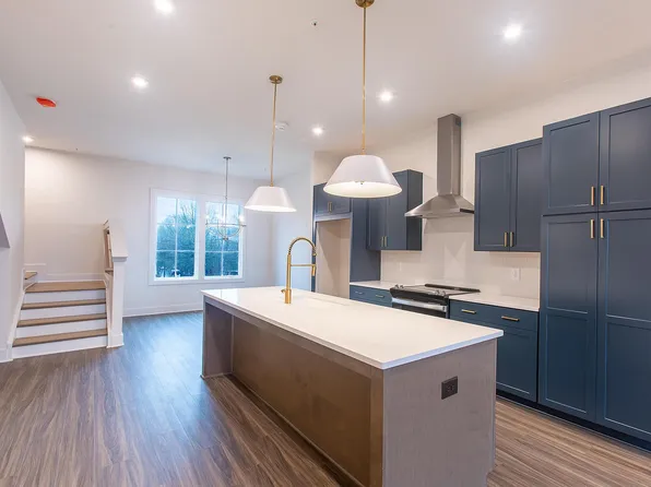 991 Bibbs Cir NW Unit 4, Atlanta, GA 30318