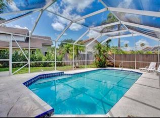 2002 Lake Breeze Ct, Wellington, FL 33414