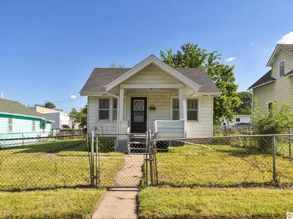 3721 Ohio St, Omaha, NE 68111