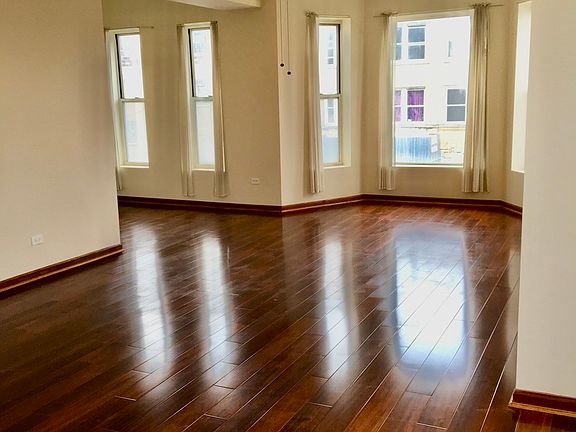 3rd image of 3158 W Jackson Blvd