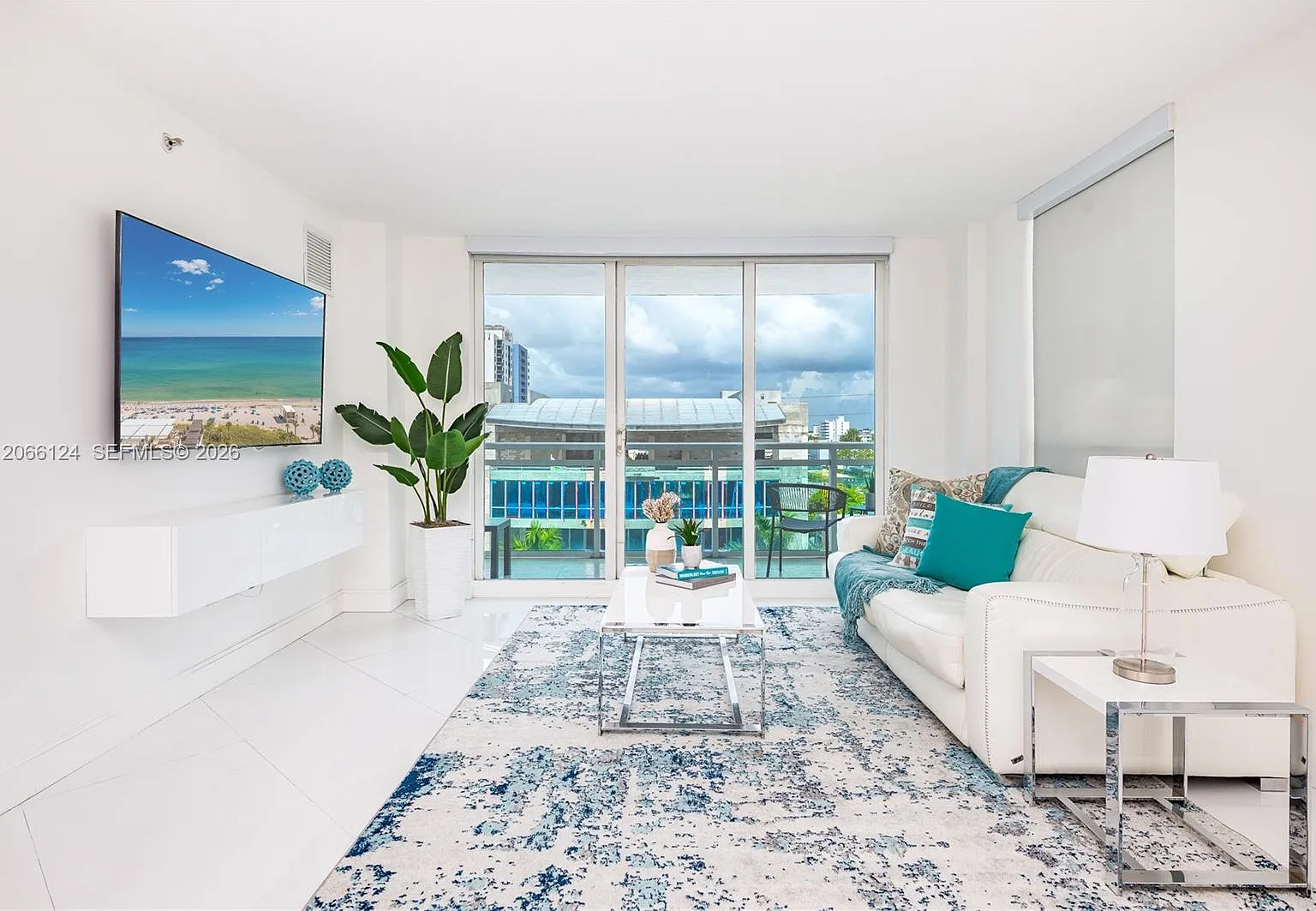The Collins Condo — Photo 1