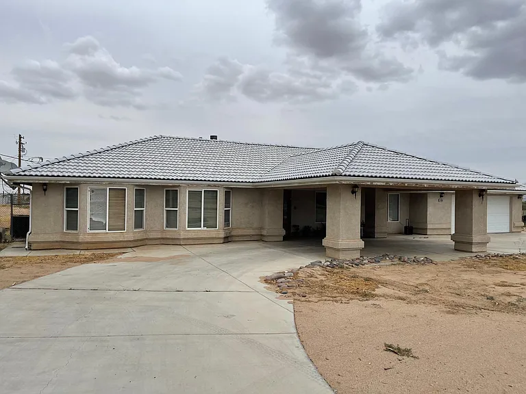 14180 Dos Palmas Rd — Photo 1