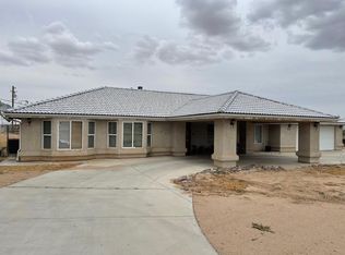 14180 Dos Palmas Rd, Victorville, CA 92392
