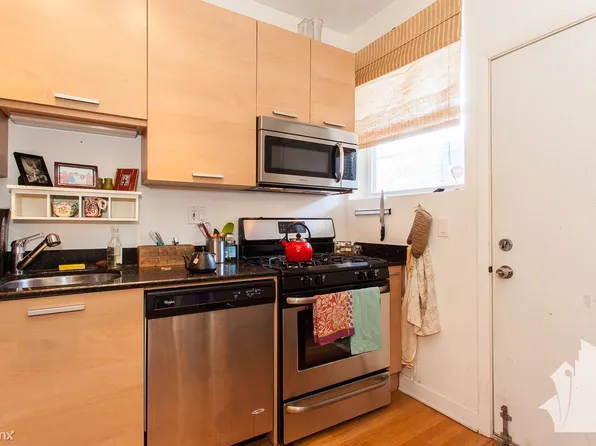 1338 W Estes Ave #1/22N, Chicago, IL 60626
