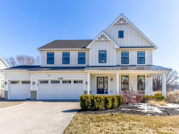 1038 Avery Ridge Cir, Lake Zurich, IL 60047