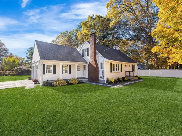 248 Riverneck Rd, Chelmsford, MA 01824