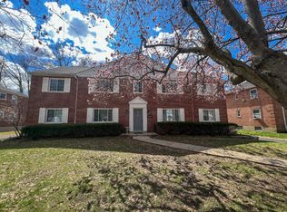 6957 Murray Ave #3, Cincinnati, OH 45227