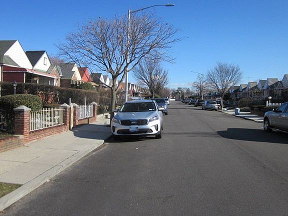 5th image of 183-17 Dunlop Ave
