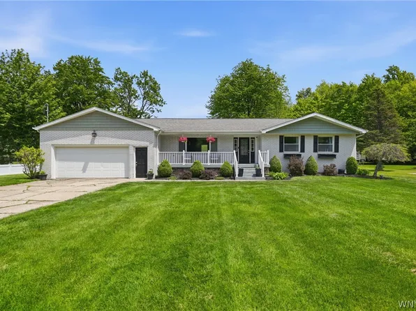 199 Messer Ave, Depew, NY 14043
