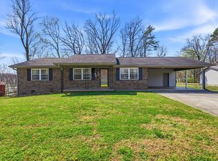 2429 Cindy St, Athens, TN 37303
