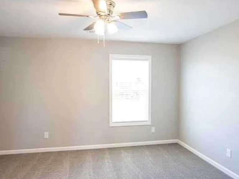 1097 Judah Bear Blvd — Photo 9
