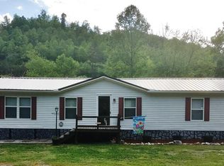 3779 State Highway 194 E, Kimper, KY 41539