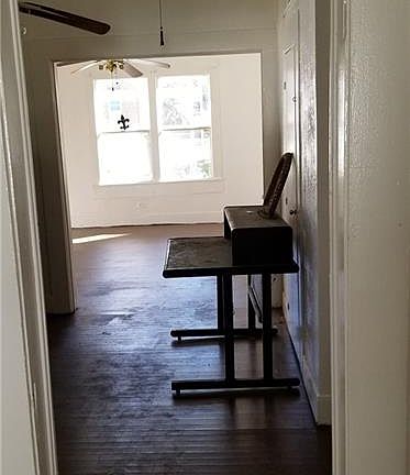 3rd image of 1001 Traffic St