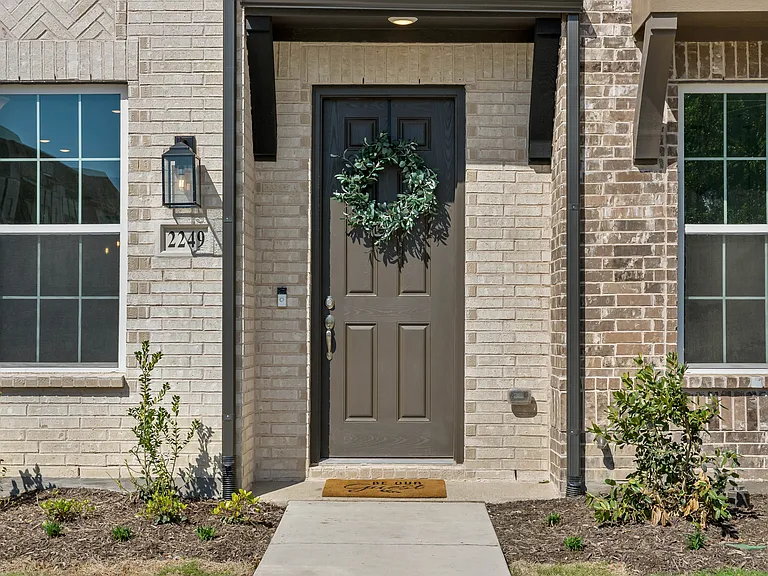 2249 Adena Springs Dr — Photo 30