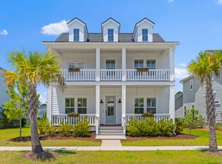 1828 Agate Bay Dr, Mount Pleasant, SC 29466