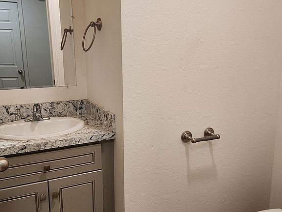 4th image of 1777 Dallas Dr
