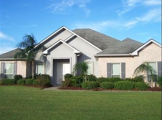 1807 Squirewood Dr E, Harvey, LA 70058