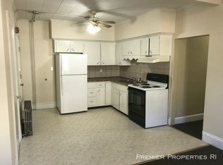 54 Hamlet Ave APT 4, Woonsocket, RI 02895