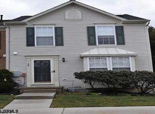 28 Jamestown Cir, Mays Landing, NJ 08330