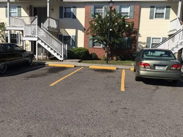 3930 Azalea Dr APT U, North Charleston, SC 29405